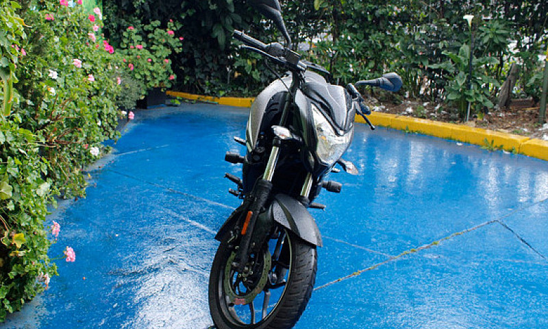 Bajaj Pulsar Ns 200 ...