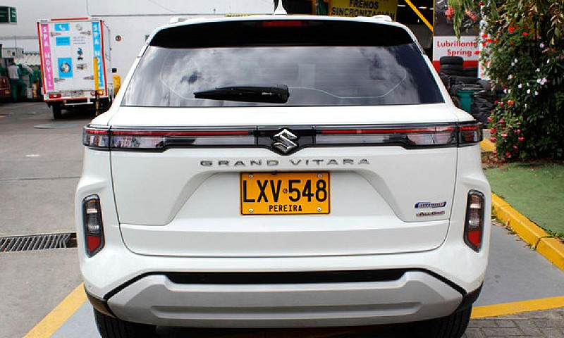 Suzuki Grand Vitara ...