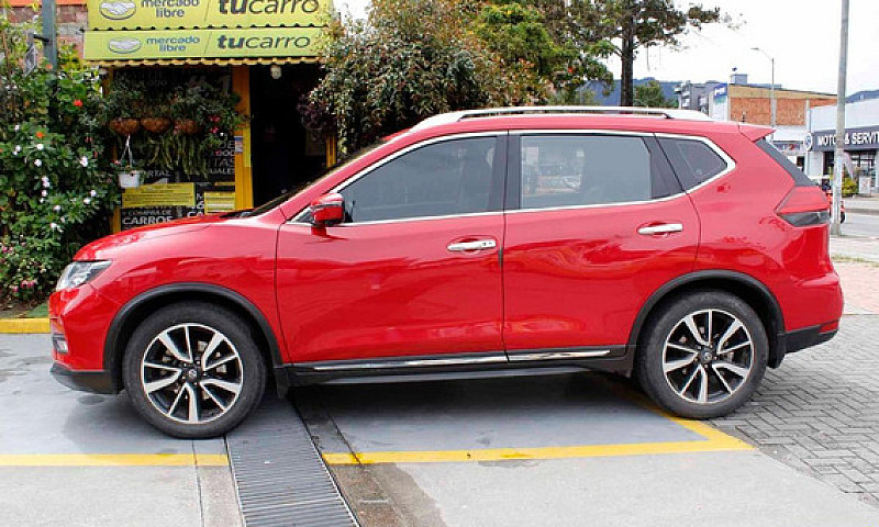 Nissan X-Trail 2.5 T...