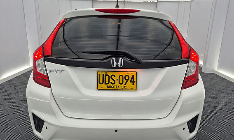 Honda Fit Lx Mt...