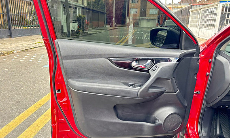 Nissan Qashqai 2.0 E...