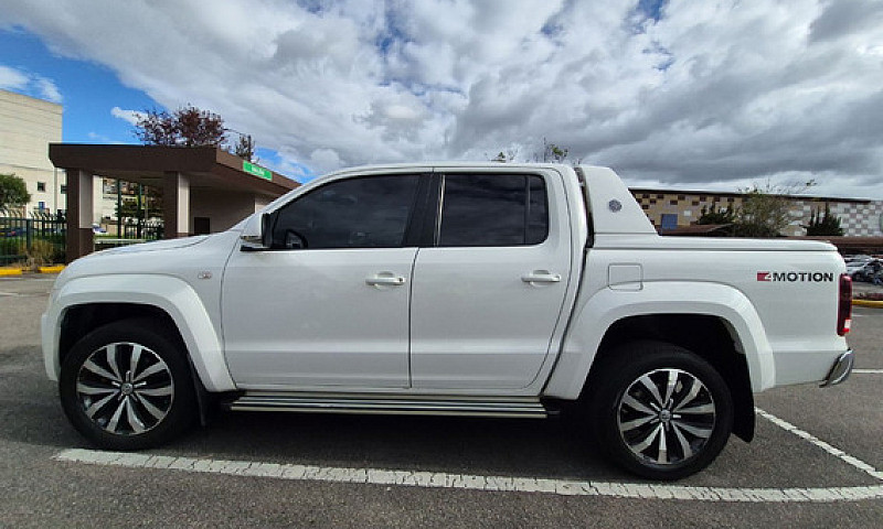 Volkswagen Amarok 3....