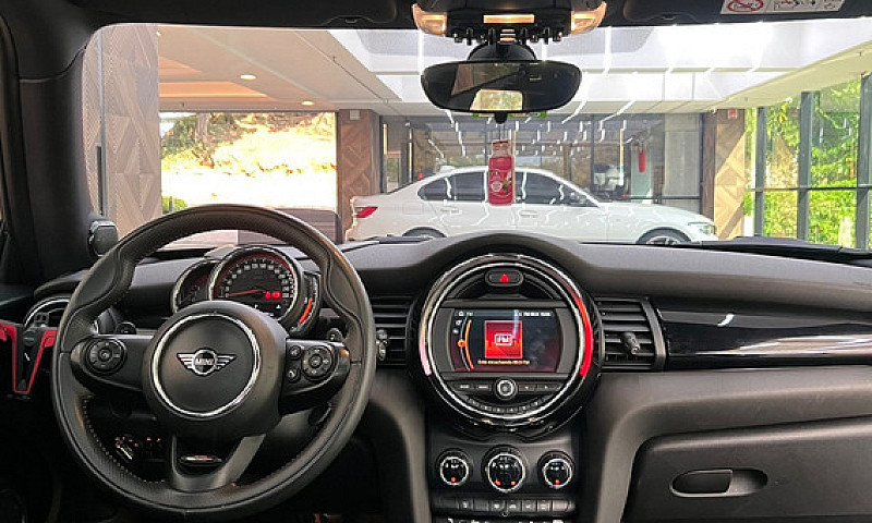 Mini John Cooper Wor...
