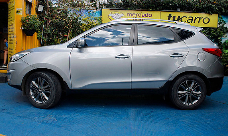 Hyundai Tucson Ix-35...