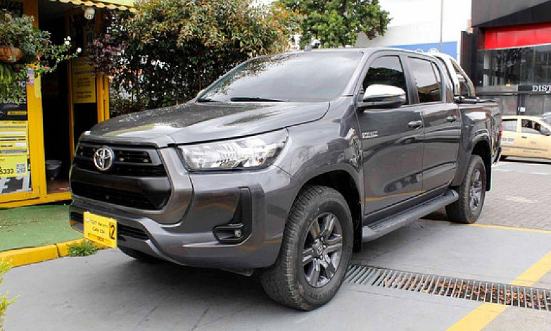 Toyota Hilux 2.4 Mt ...