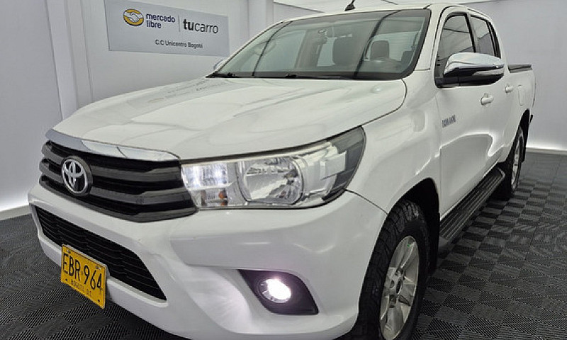 Toyota Hilux 2.4 4X4...