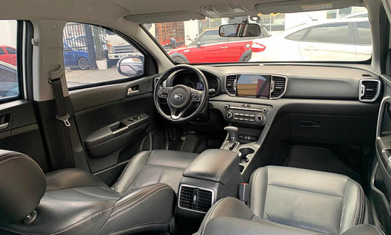 Kia Sportage 2.0L Ga...