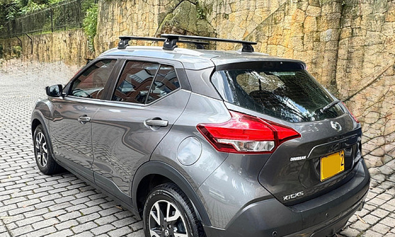 Nissan Kicks 1.6 Sen...