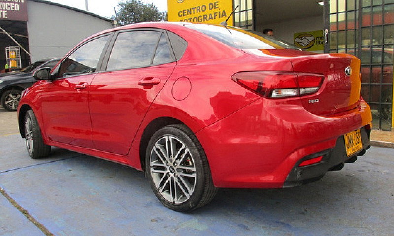 Kia Rio   1400Cc Mt ...