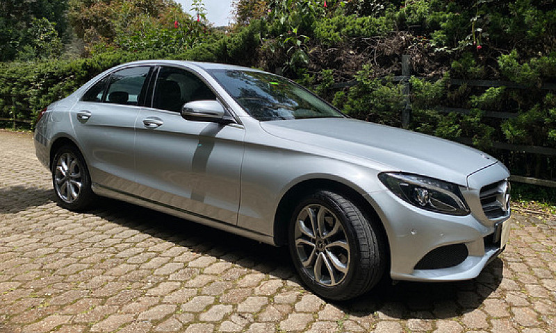 Mercedes-Benz Clase ...