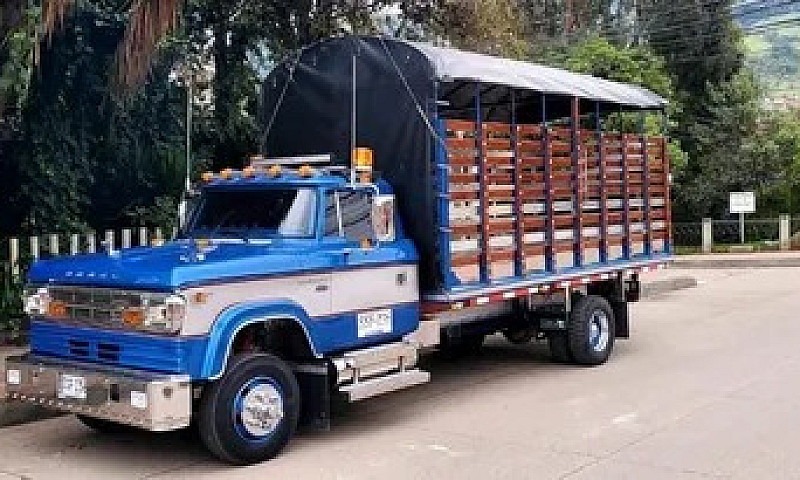 Dodge 300 Modelo 197...