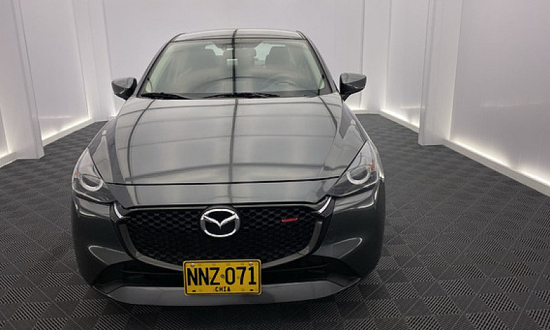 Mazda 2 1.5 At 2024...