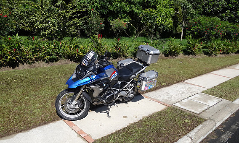 Moto Con Facelift Ra...