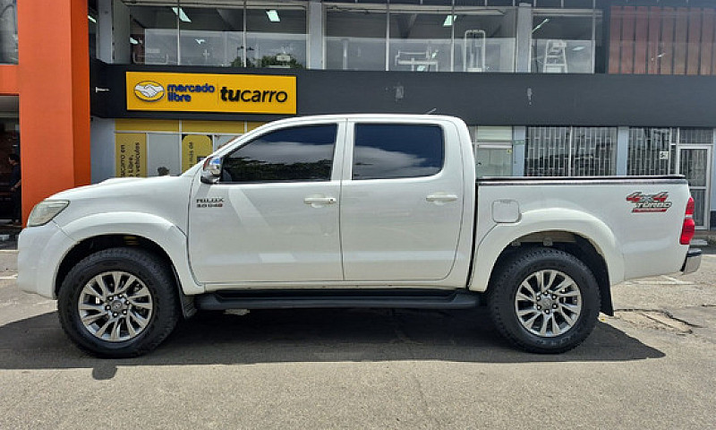 Toyota Hilux 3.0 At ...