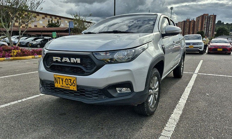 Ram 700 1.4 Big Horn...