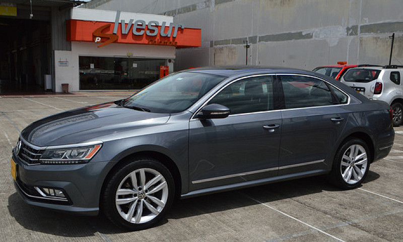 Volkswagen Passat Hi...