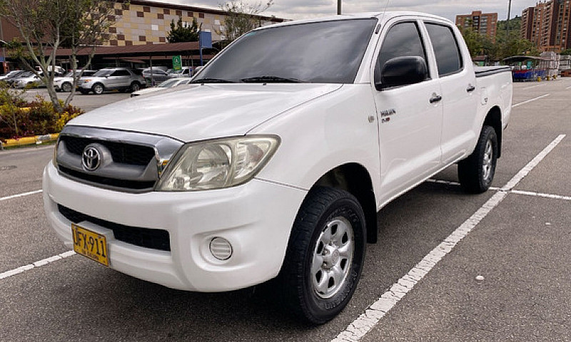 Toyota Hilux 2.5 Imv...