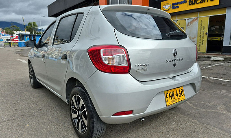 Renault Sandero 1.6 ...