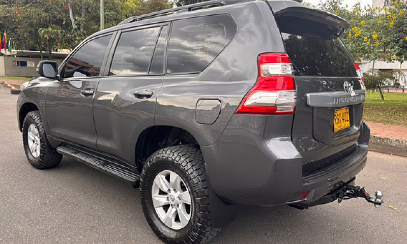 Toyota Prado 3.0 Tx-...