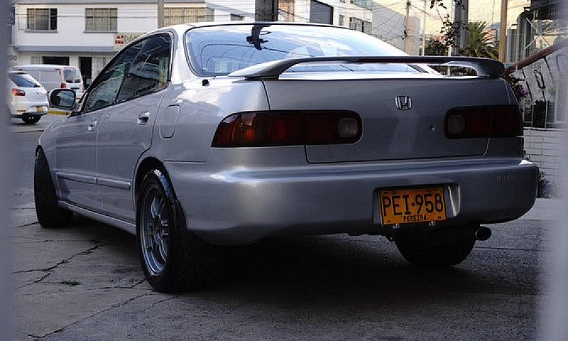 Honda Integra 1.8 Ls...