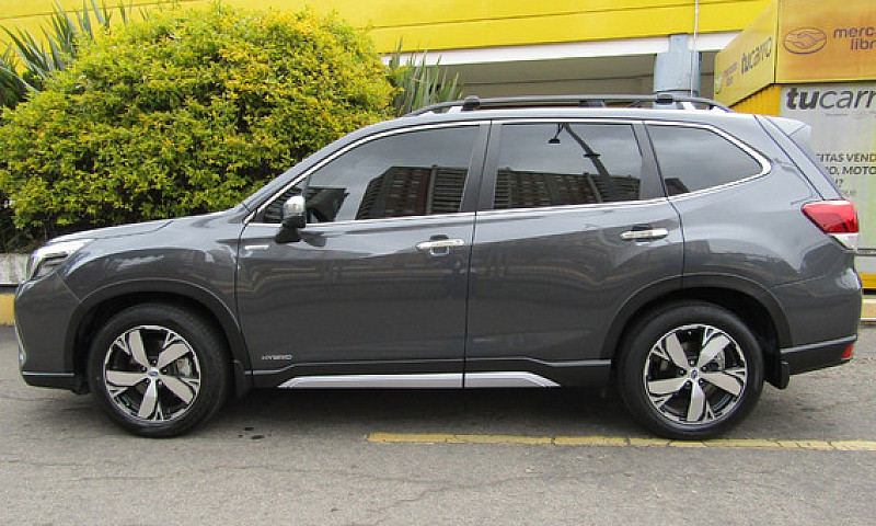 Subaru Forester 2.0 ...