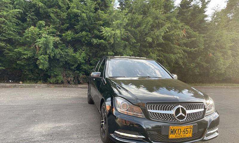 Mercedes-Benz Clase ...