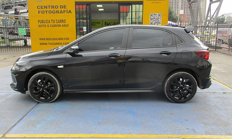 Chevrolet Onix Rs 10...