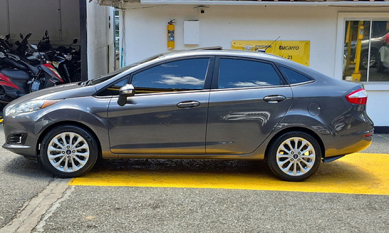 Ford Fiesta 1.6 Spor...