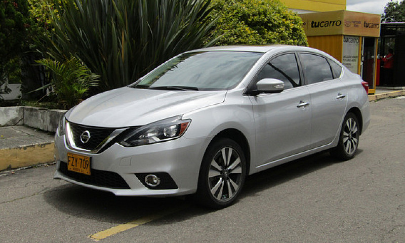 Nissan Sentra 1.8 B1...