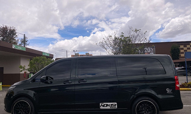 Mercedes Benz Vito 2...