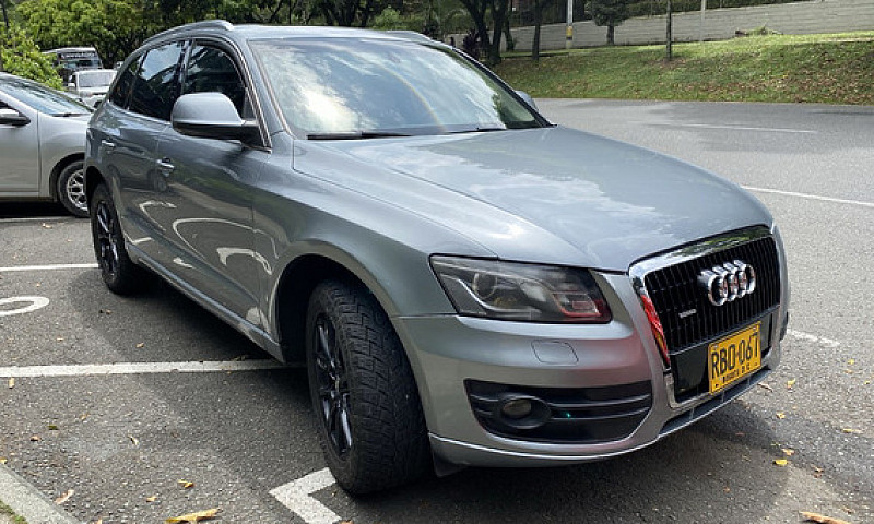 Audi Q5 3.0 Tdi S-Tr...