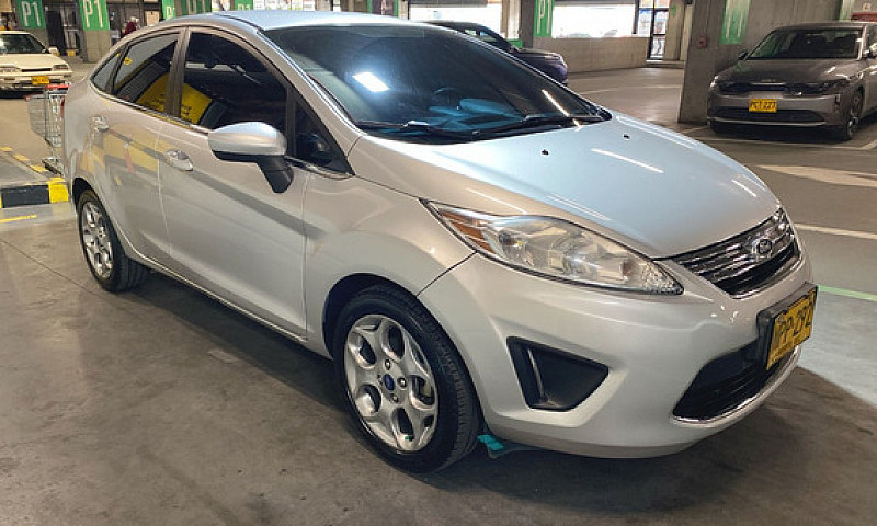 Ford Fiesta 1.6 Spor...