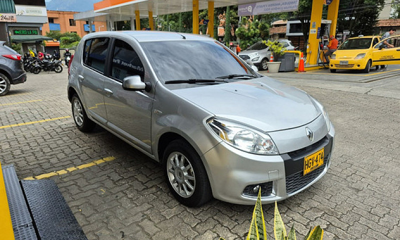Renault Sandero 1.6 ...
