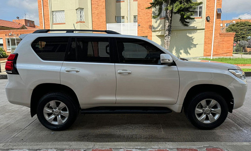 Toyota Prado 4.0 Tx-...