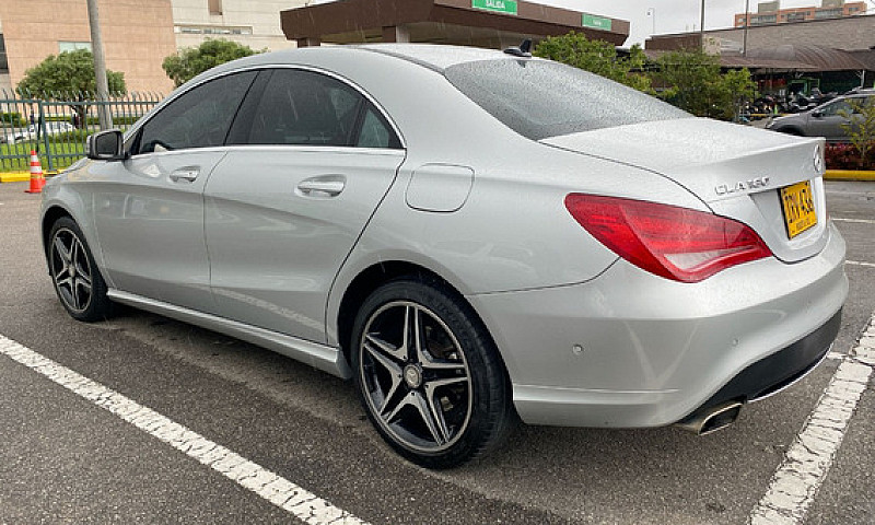 Mercedes-Benz Clase ...