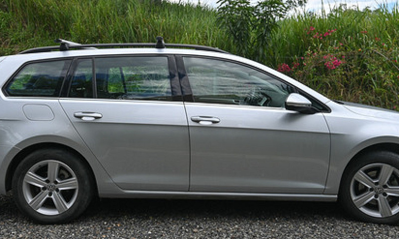 Volkswagen Golf Spor...