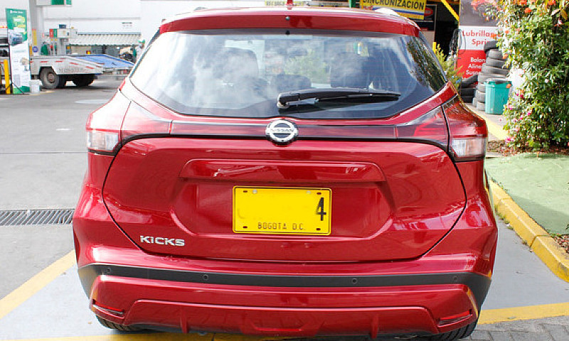 Nissan Kicks 1.6 Exc...
