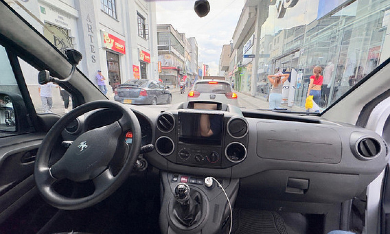 Peugeot Partner 1.6L...