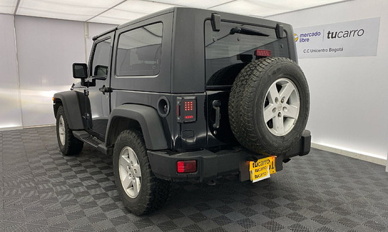Jeep Wrangler 3.8 Ru...