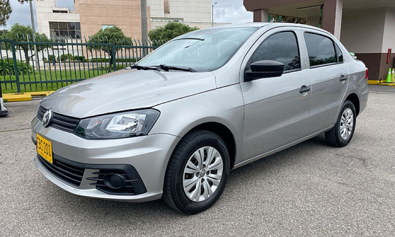 Volkswagen Voyage 1....