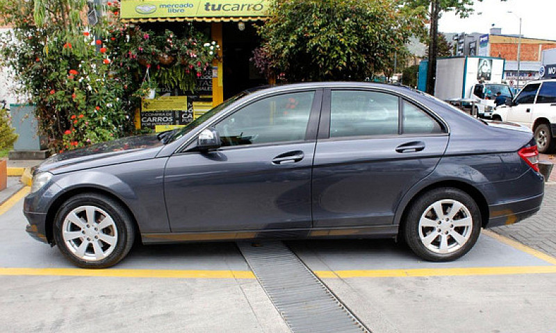 Mercedes-Benz Clase ...