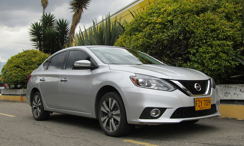 Nissan Sentra 1.8 B1...