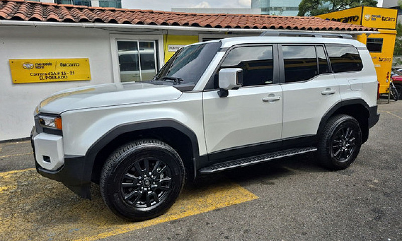 Toyota Land Cruiser ...