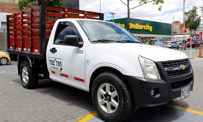Chevrolet D-Max Esta...