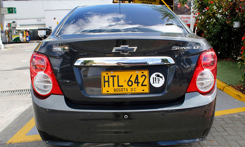 Chevrolet Sonic 1.6 ...