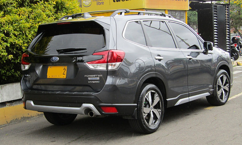 Subaru Forester 2.0 ...