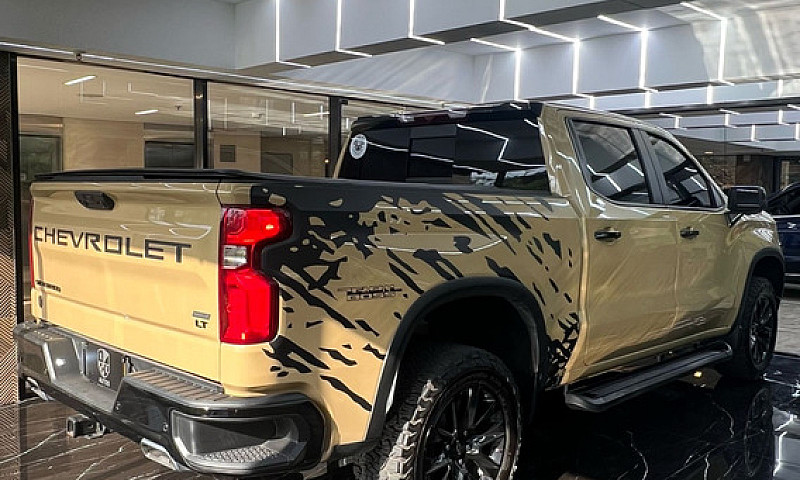Chevrolet Silverado ...