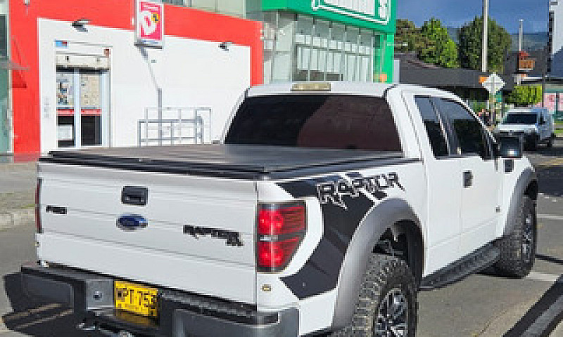 Ford F-150 6.2 Svt R...