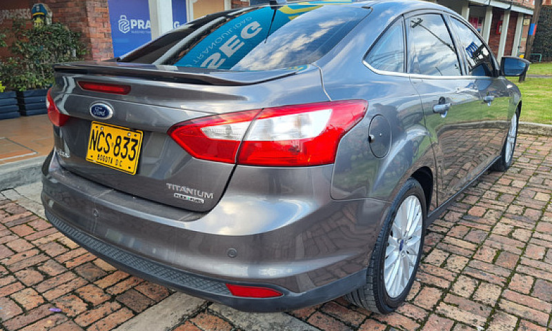 Ford Focus Titanium ...