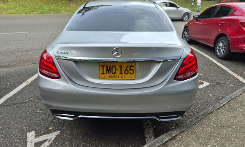 Mercedes-Benz Clase ...